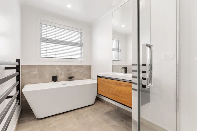 Photo of property in 132 Coast Boulevard, Papamoa Beach, Papamoa, 3118