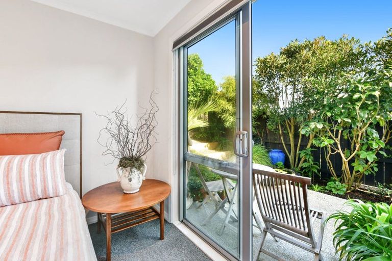 Photo of property in 96 Arran Point Parade, Orewa, 0931