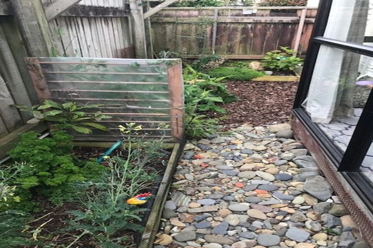 Photo of property in 110 Rongotai Road, Kilbirnie, Wellington, 6022