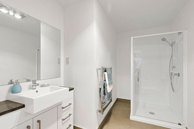 Photo of property in 4 Magnum Drive, Kumeu, 0810