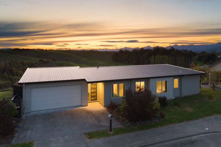 Photo of property in 9 Ridgetop Rise, Fairhall, Blenheim, 7272