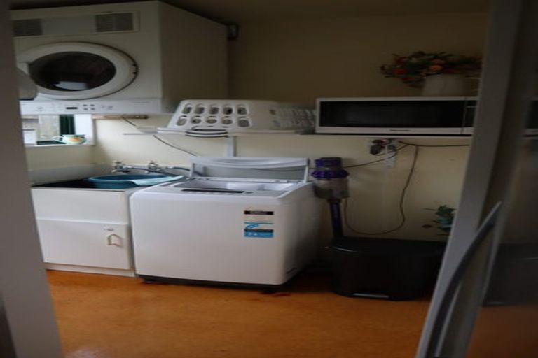 Photo of property in 11a Sullivan Avenue, Woolston, Christchurch, 8023