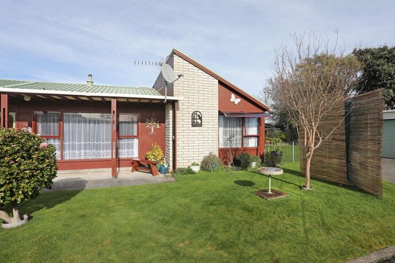 Photo of property in 12b Oxford Street, Marton, 4710