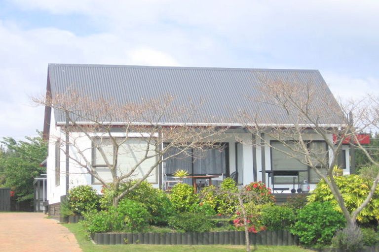 Photo of property in 15 Kempton Place, Richmond Heights, Taupo, 3330