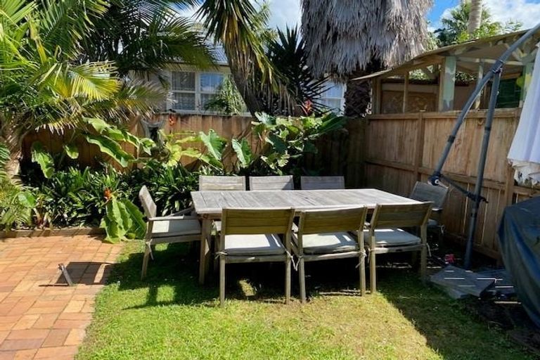 Photo of property in 28 Carr Street, Te Kamo, Whangarei, 0112