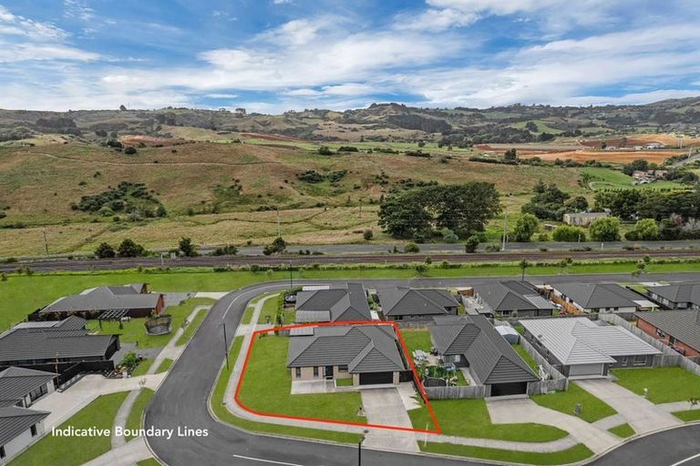 Photo of property in 33 Harry Richards Way, Pokeno, 2402