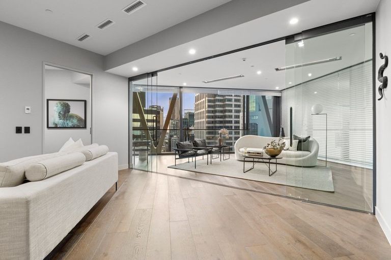 Photo of property in The International, 1001/9 Princes Street, Auckland Central, Auckland, 1010