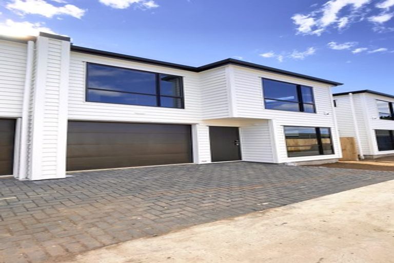 Photo of property in 127b Russell Road, Manurewa, Auckland, 2102