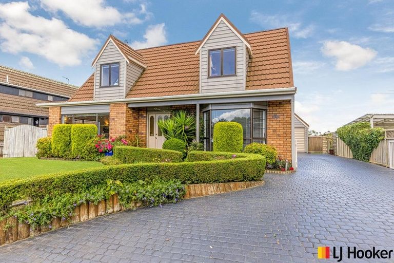 Photo of property in 56 Carnoustie Drive, Wattle Downs, Auckland, 2103