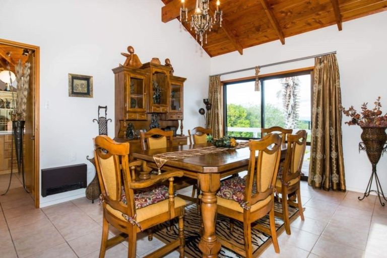 Photo of property in 283 Hill Road, The Gardens, Auckland, 2105