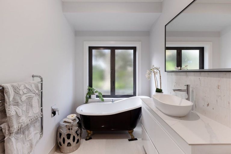 Photo of property in 29 Jarrah Park Drive, Pyes Pa, Tauranga, 3112