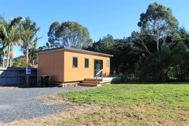 Photo of property in 81 Kauri Grove, Coromandel, 3506