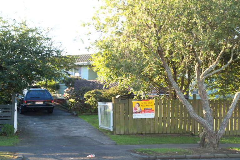 Photo of property in 60 Mckinstry Avenue, Mangere East, Auckland, 2024