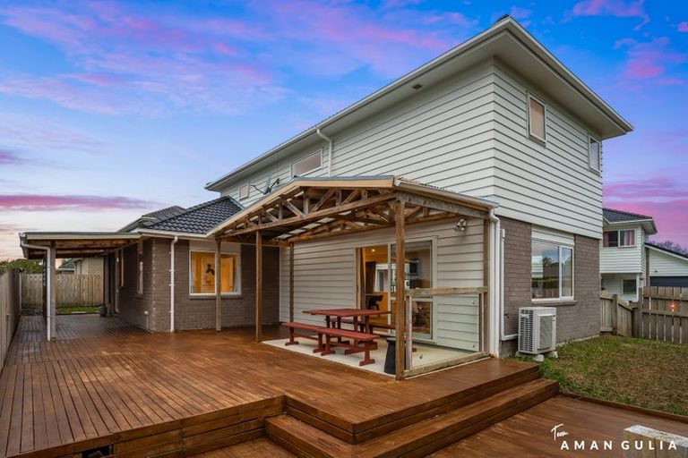Photo of property in 19 Waitoro Lane, Henderson, Auckland, 0612