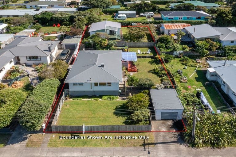 Photo of property in 4 Clarkes Crescent, Paekakariki, 5034