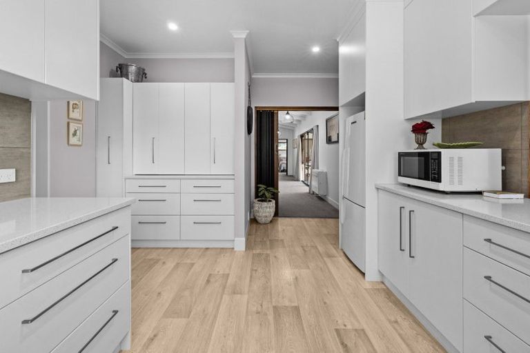 Photo of property in 37 Simla Avenue, Havelock North, 4130