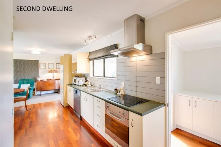 Photo of property in 20 Clifton Road, Haumoana, 4102