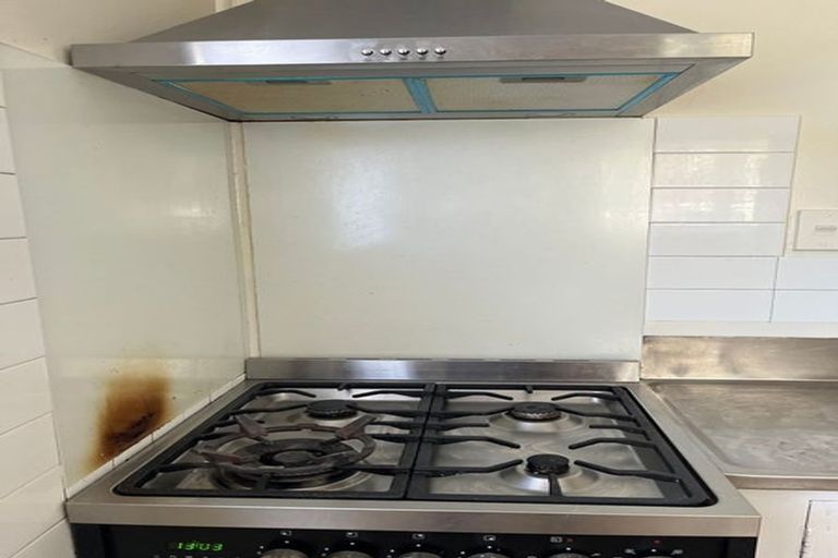 Photo of property in 9 Atiawa Crescent, Waiwhetu, Lower Hutt, 5010