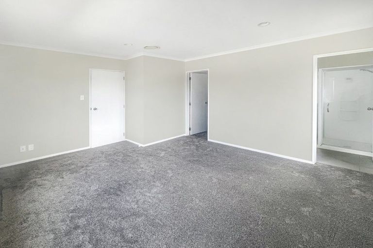 Photo of property in 22 Riviera Drive, Flat Bush, Auckland, 2019