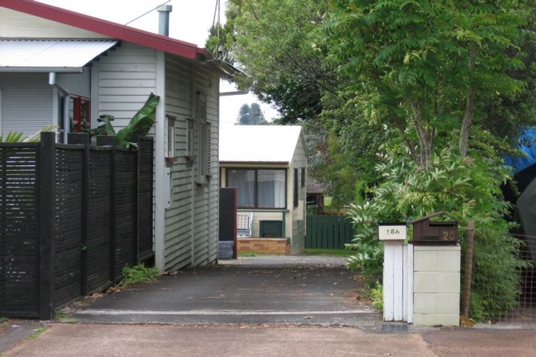 Photo of property in 18a Alberta Street, Point Chevalier, Auckland, 1022