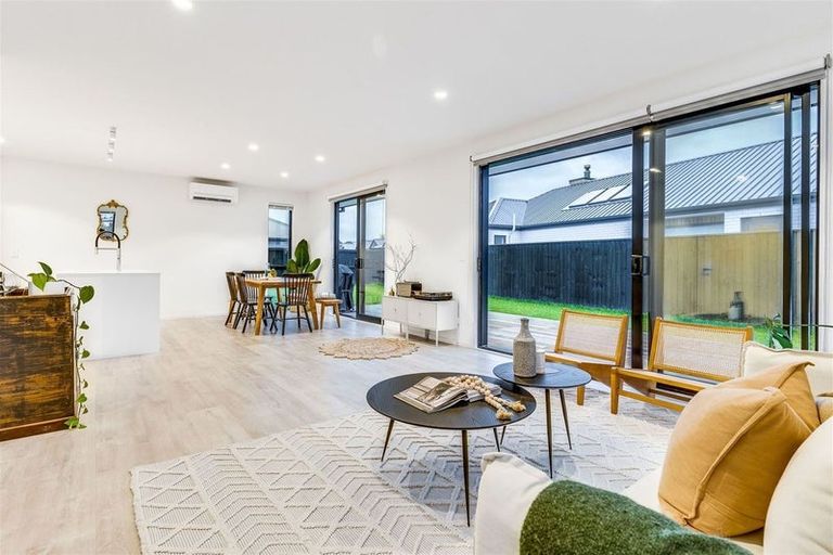 Photo of property in 12 Muirhill Street, Halswell, Christchurch, 8025