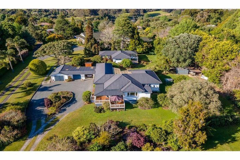 Photo of property in 27-27a Mission Road, Kerikeri, 0230