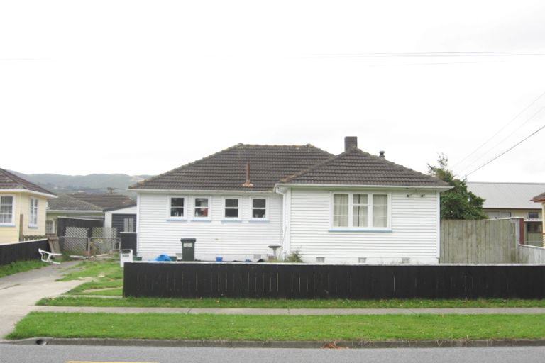 Photo of property in 156 Oxford Terrace, Epuni, Lower Hutt, 5011
