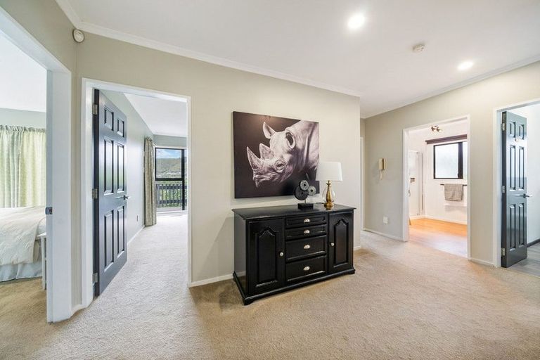 Photo of property in 28a Seaview Road, Paremata, Porirua, 5024