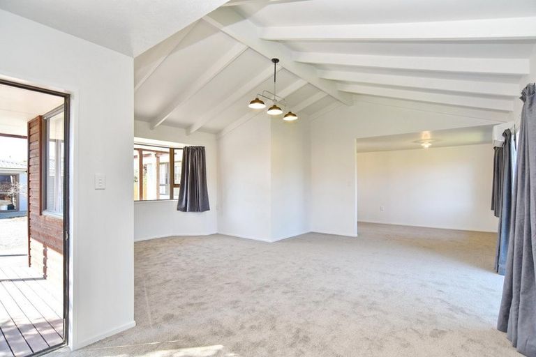 Photo of property in 44 Kowhai Avenue, Rangiora, 7400