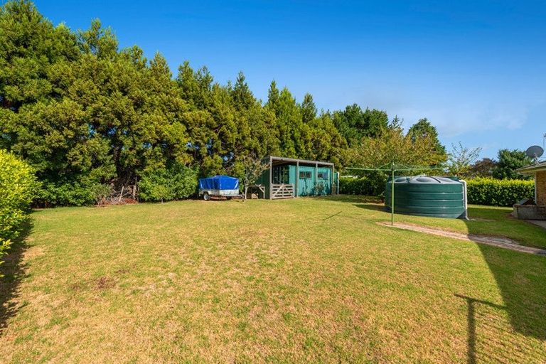 Photo of property in 7 Omana Avenue, Shelly Beach, Helensville, 0874
