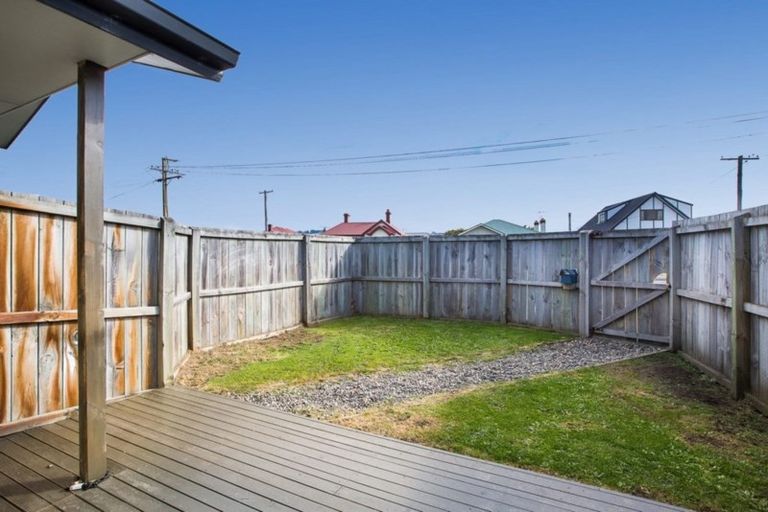 Photo of property in 1/63 Royal Crescent, Saint Kilda, Dunedin, 9012