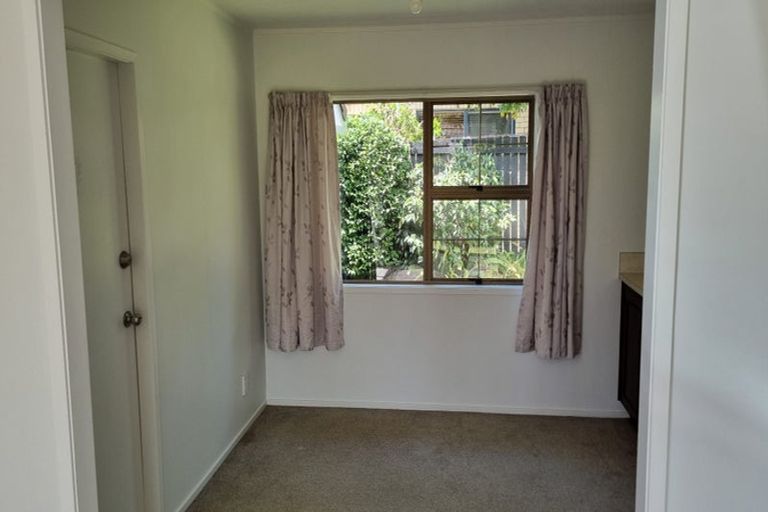 Photo of property in 1/24 Francis Street, Hauraki, Auckland, 0622