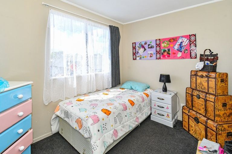 Photo of property in 4/1 Rebecca Rise, Weymouth, Auckland, 2103