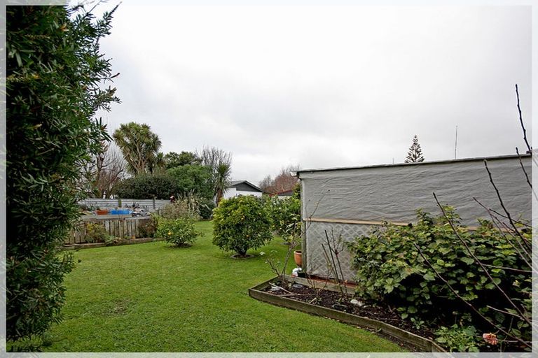 Photo of property in 12 Hillary Street, Foxton, 4814