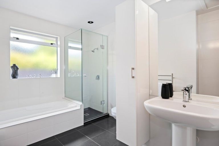 Photo of property in 48 Hillsborough Terrace, Hillsborough, Christchurch, 8022