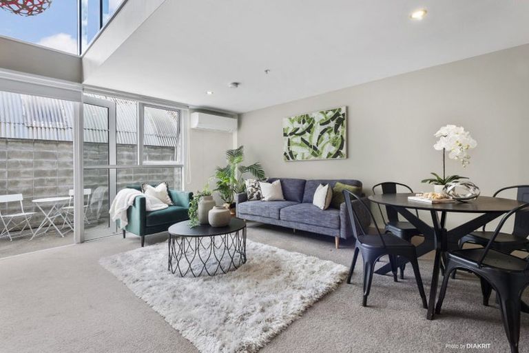 Photo of property in Canvas Apartments, 6/307 Willis Street, Te Aro, Wellington, 6011