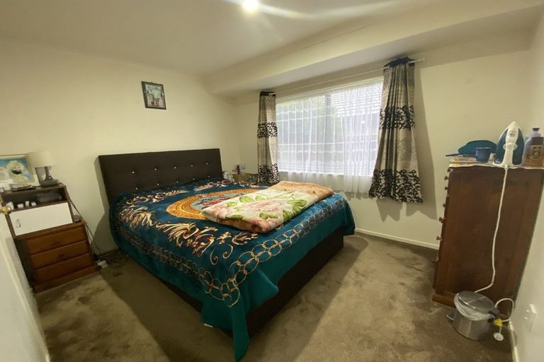 Photo of property in 2 Portrush Lane, Takanini, 2112