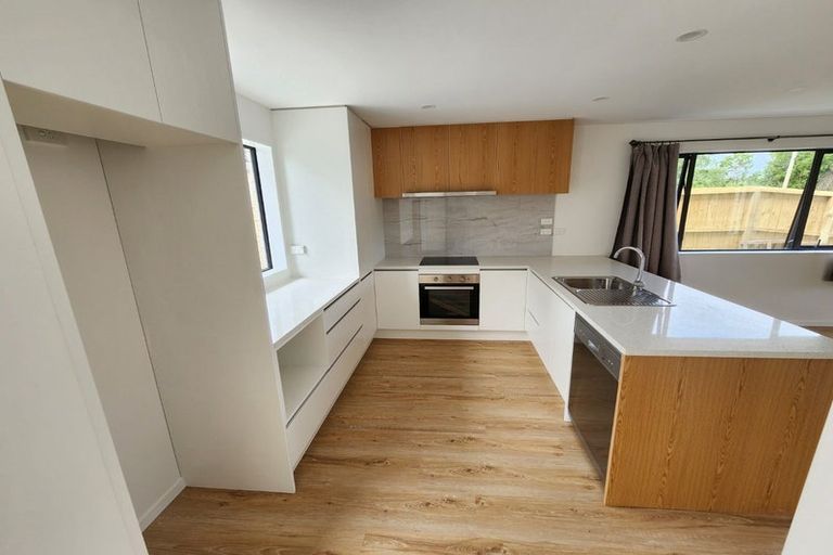 Photo of property in 4/8 Short Street, Papakura, 2110