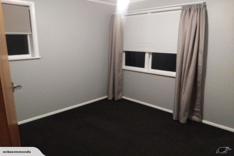 Photo of property in 131 Normandale Road, Normandale, Lower Hutt, 5010