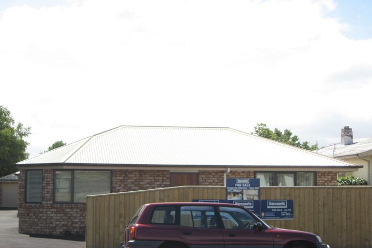 Photo of property in 11b Milton Street, Somerfield, Christchurch, 8024