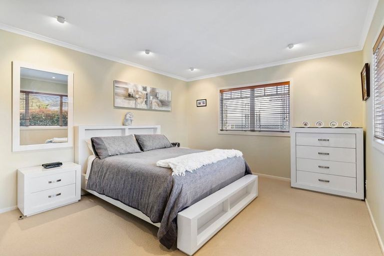 Photo of property in 205a Hurstmere Road, Takapuna, Auckland, 0622