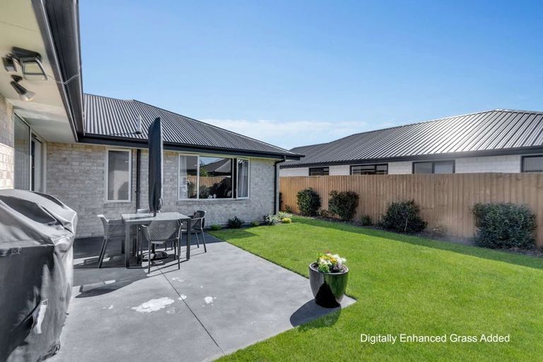 Photo of property in 22 Bradwell Crescent, Halswell, Christchurch, 8025