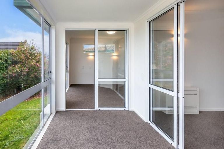 Photo of property in 11b Shepherd Road, Waipahihi, Taupo, 3330