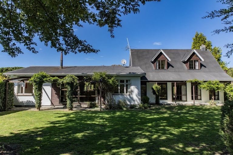 Photo of property in 2 Powells Road, Oxford, 7430