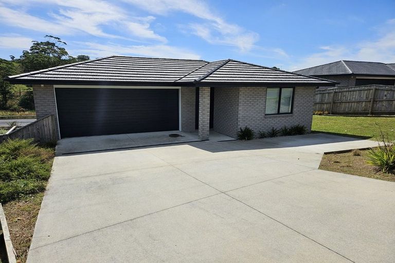 Photo of property in 130 Harriet Johnston Drive, Pokeno, 2402