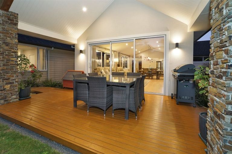 Photo of property in 6 Platina Place, Flagstaff, Hamilton, 3210