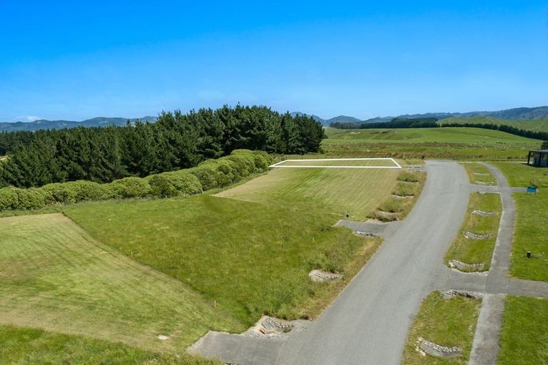 Photo of property in 9 Knoyle Road, Riversdale Beach, Masterton, 5872