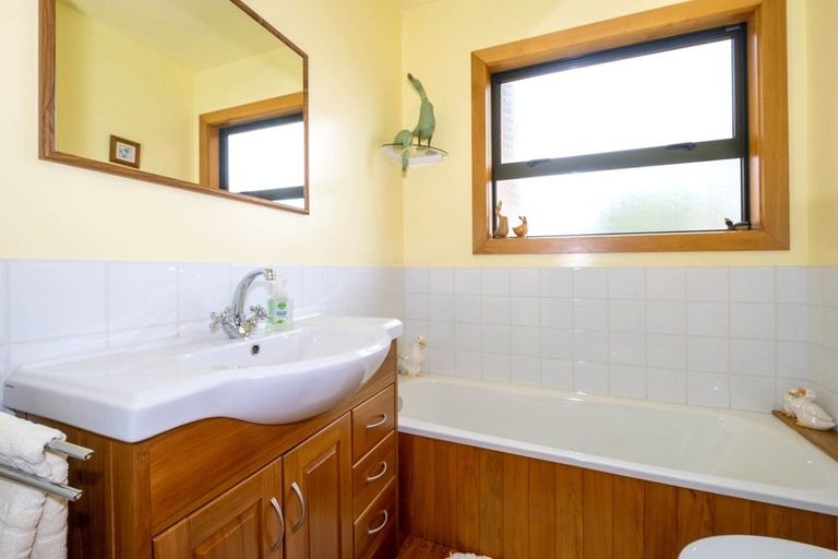 Photo of property in 12 Coles Street, Geraldine, 7930