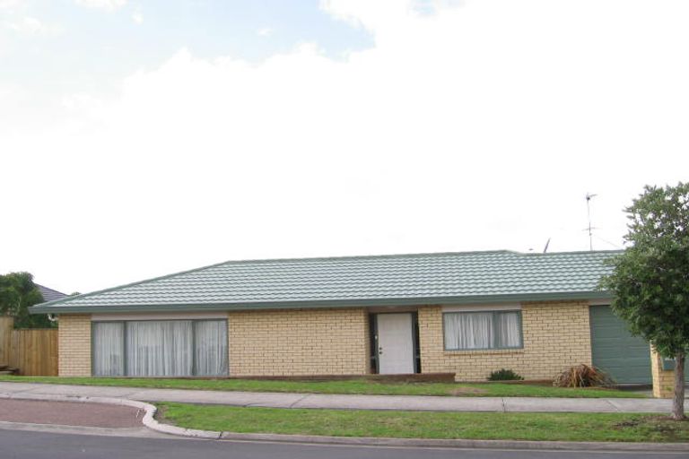 Photo of property in 25 Basra Drive, Henderson, Auckland, 0612