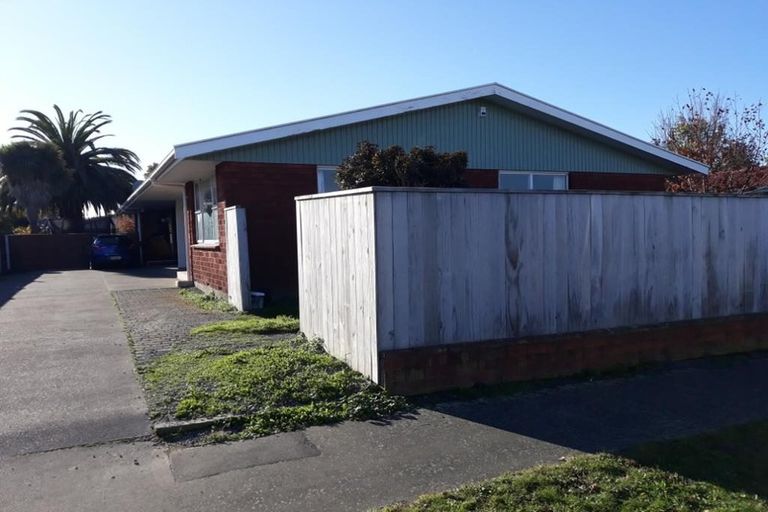 Photo of property in 1/6 Nanette Street, Upper Riccarton, Christchurch, 8041